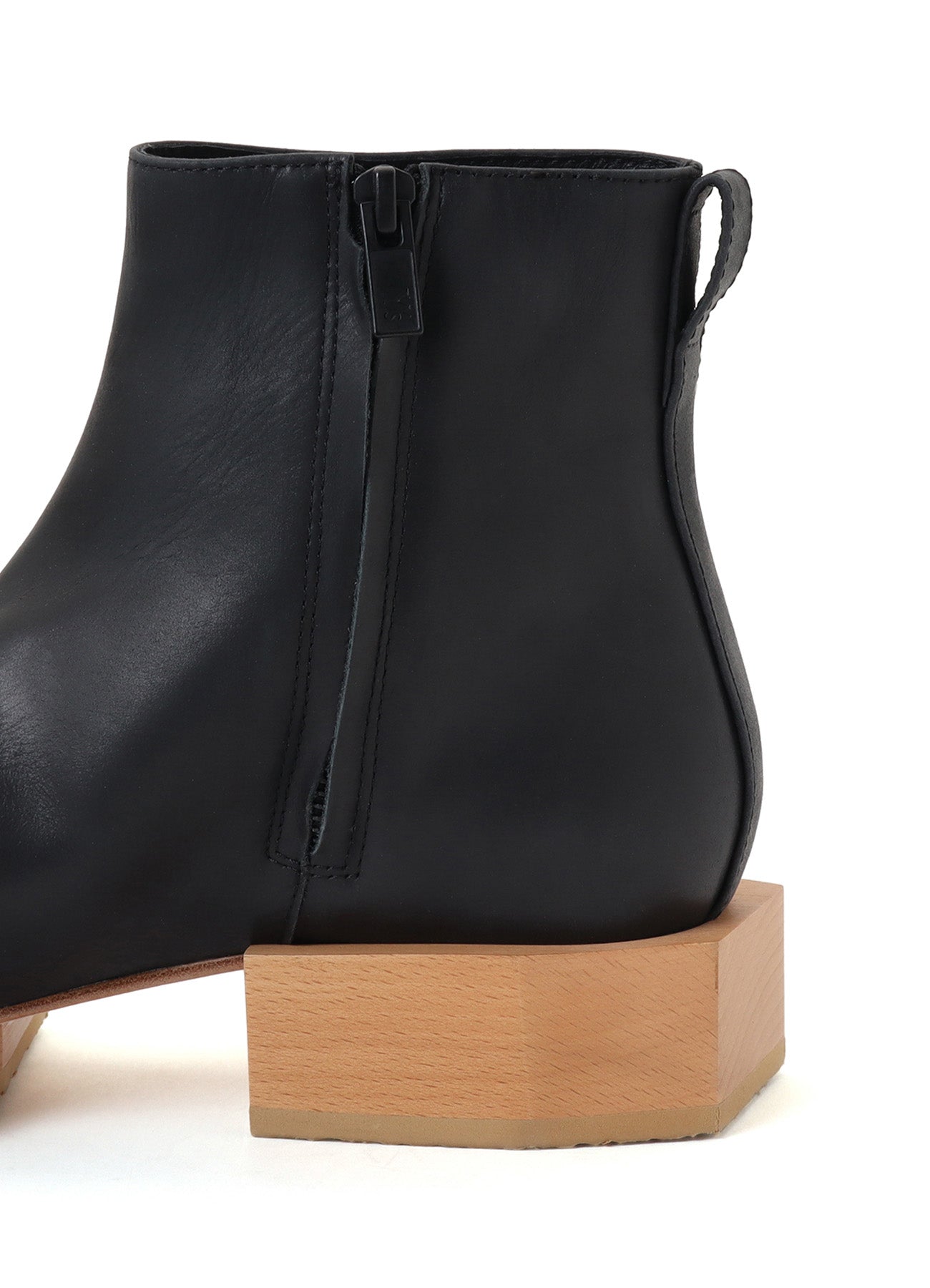 SOFT SMOOTH LEATHER WOOD SOLE BOOTS