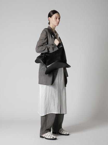 OIL SOFT LEATHER CURVED MINI METAL CLASP BAG