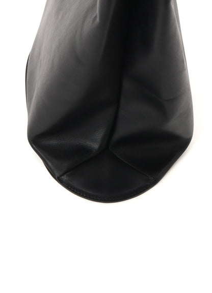 OIL SOFT LEATHER CURVED TOTE BAG
