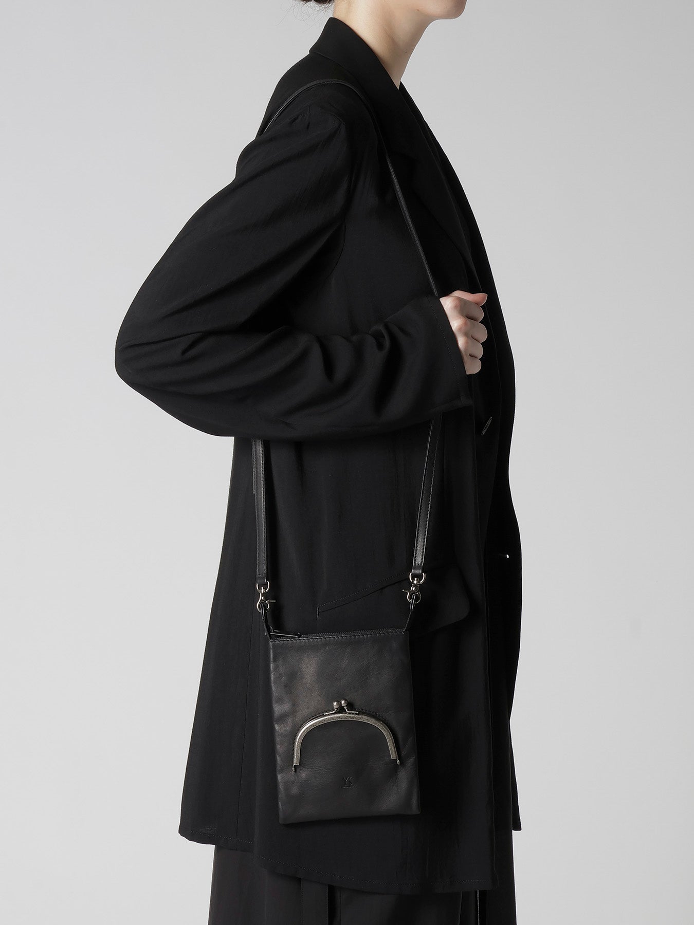 SOFT LEATHER METAL CLASP POCKET SHOULDER BAG – THE SHOP YOHJI YAMAMOTO