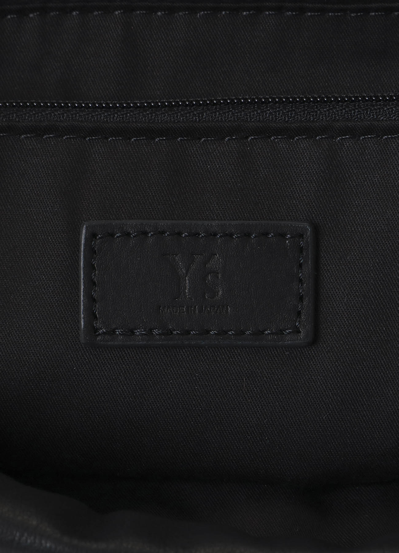 SOFT LEATHER METAL CLASP POUCH