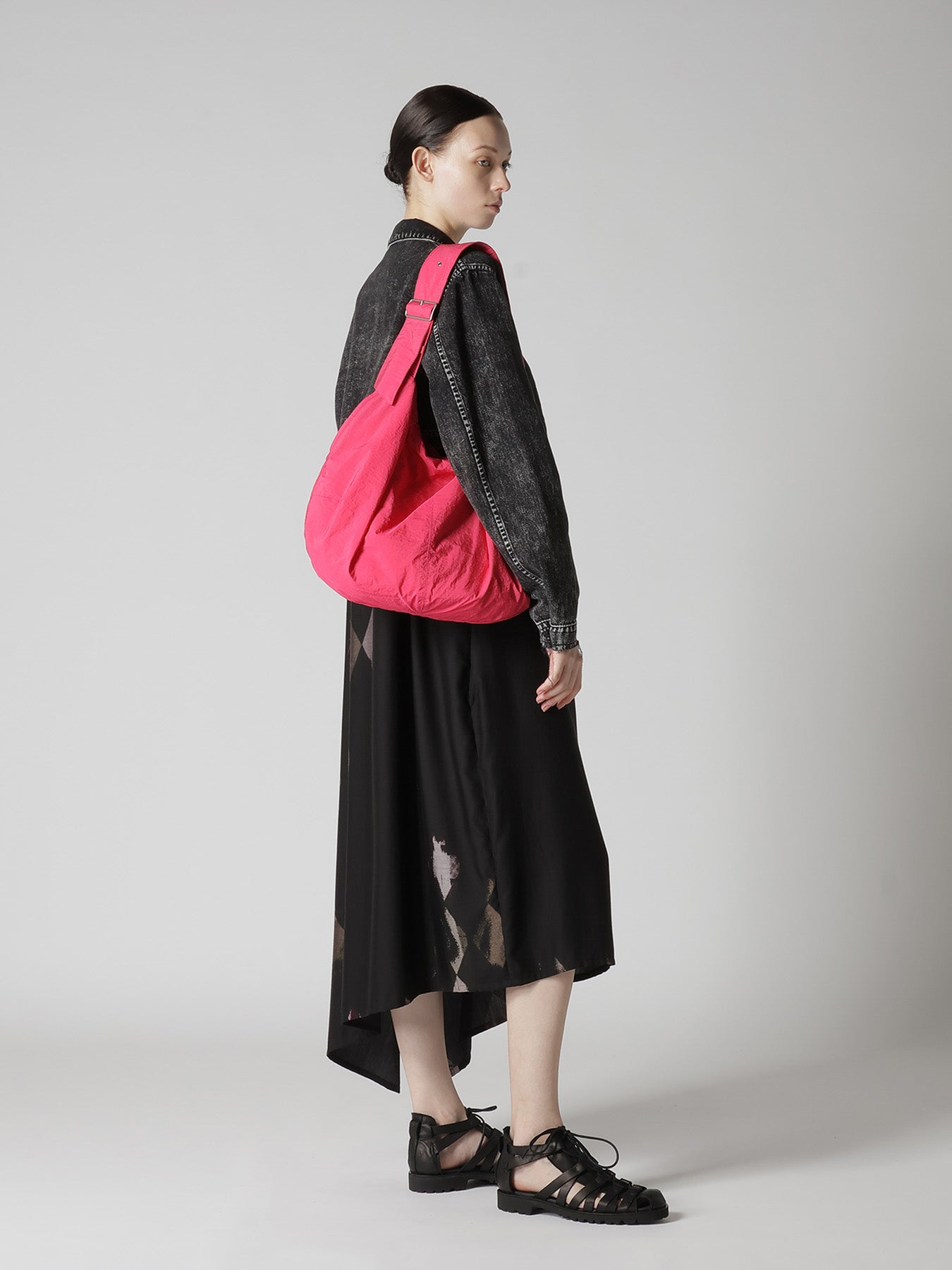 NY/ JET TAFFETA GYOZA BAG