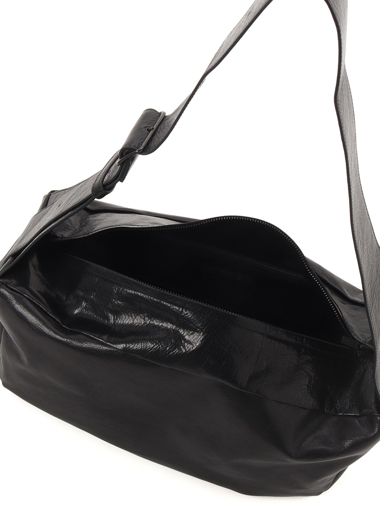 SURFACE-DYED SOFT TAN LEATHER BOX SHOULDER BAG