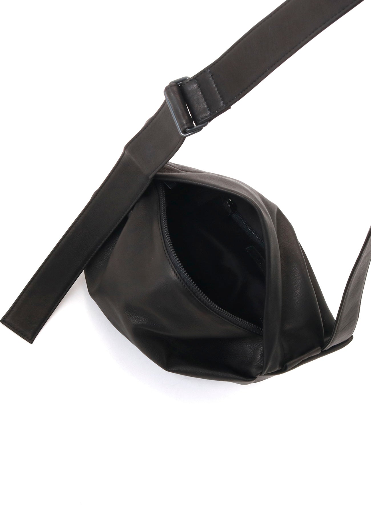 WATER DYED SOFT LEATHER TUCK SHOULDER BAG S – THE SHOP YOHJI YAMAMOTO