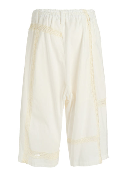 COTTON CROCHET PATCHWORK 3 TUCK HALF PANTS
