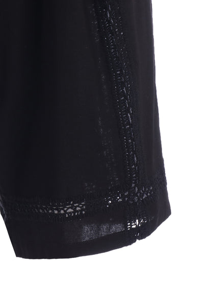 COTTON CROCHET PATCHWORK 3 TUCK HALF PANTS