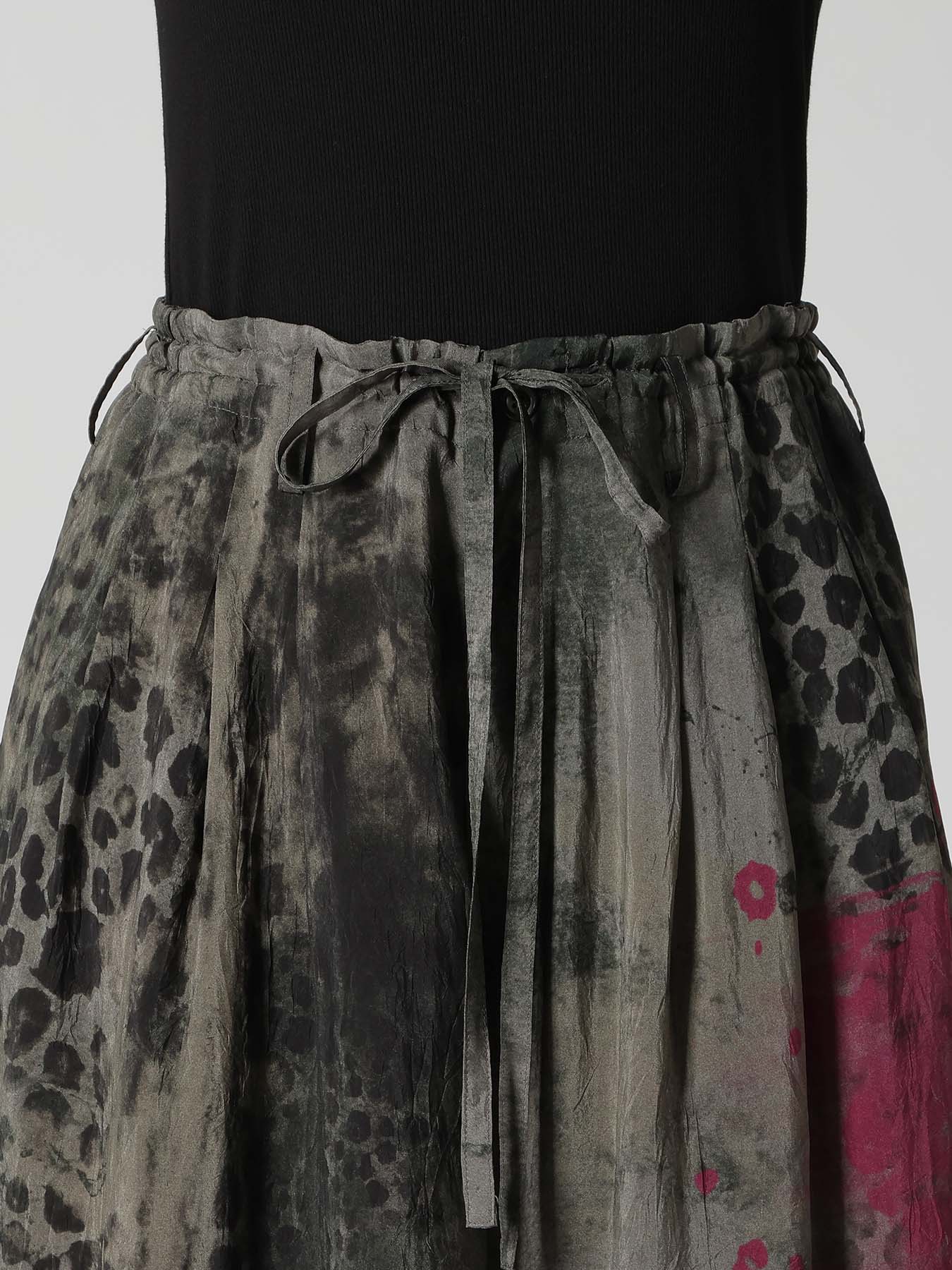 LEOPARD CUPRO HALF PANTS