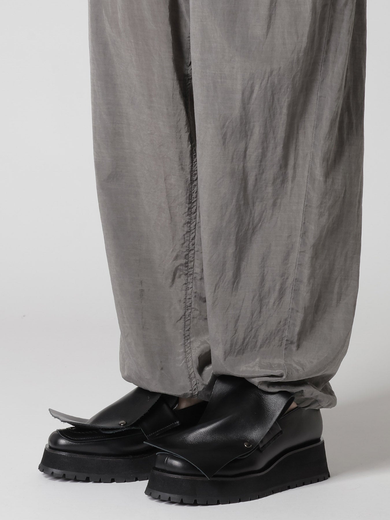 VERSION OF YOU♥︎NylonCargoPants/CHARCOAL CUPRO/COTTON LAWN GARMENT DYED DRAW STRING PANTS – THE SHOP YOHJI