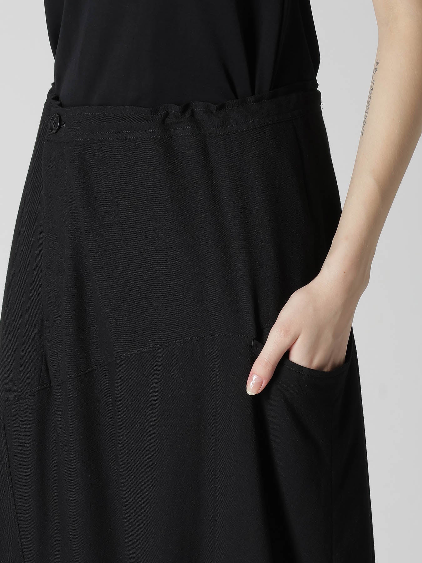 RY/NY GAUZE ASYMMETERIC PANTS WITH GUSSET