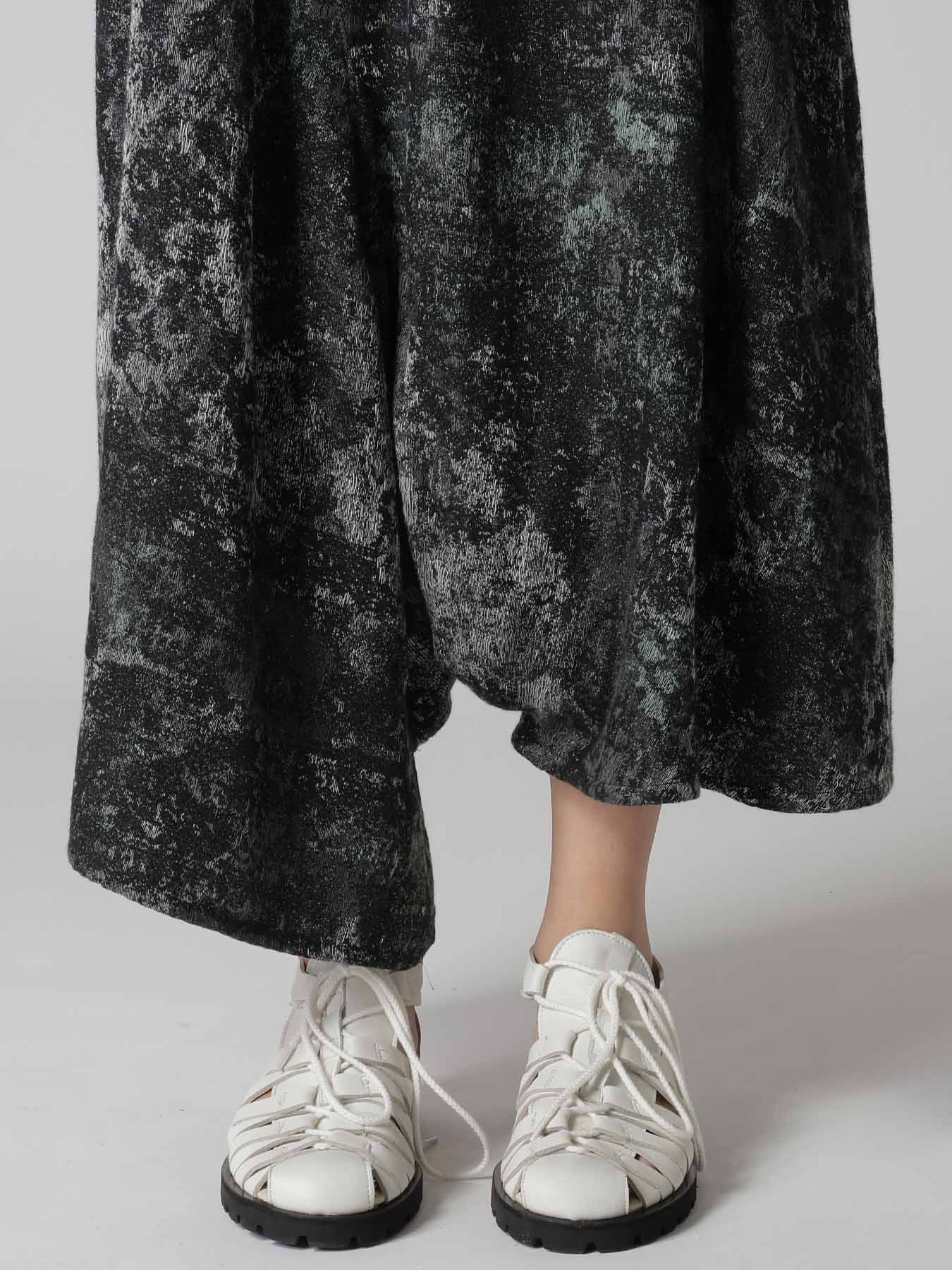 RUG PATTERN JACQUAR ASYMMETERIC PANTS