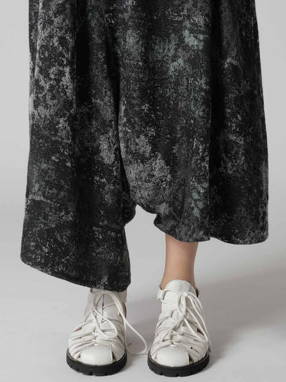 RUG PATTERN JACQUAR ASYMMETERIC PANTS