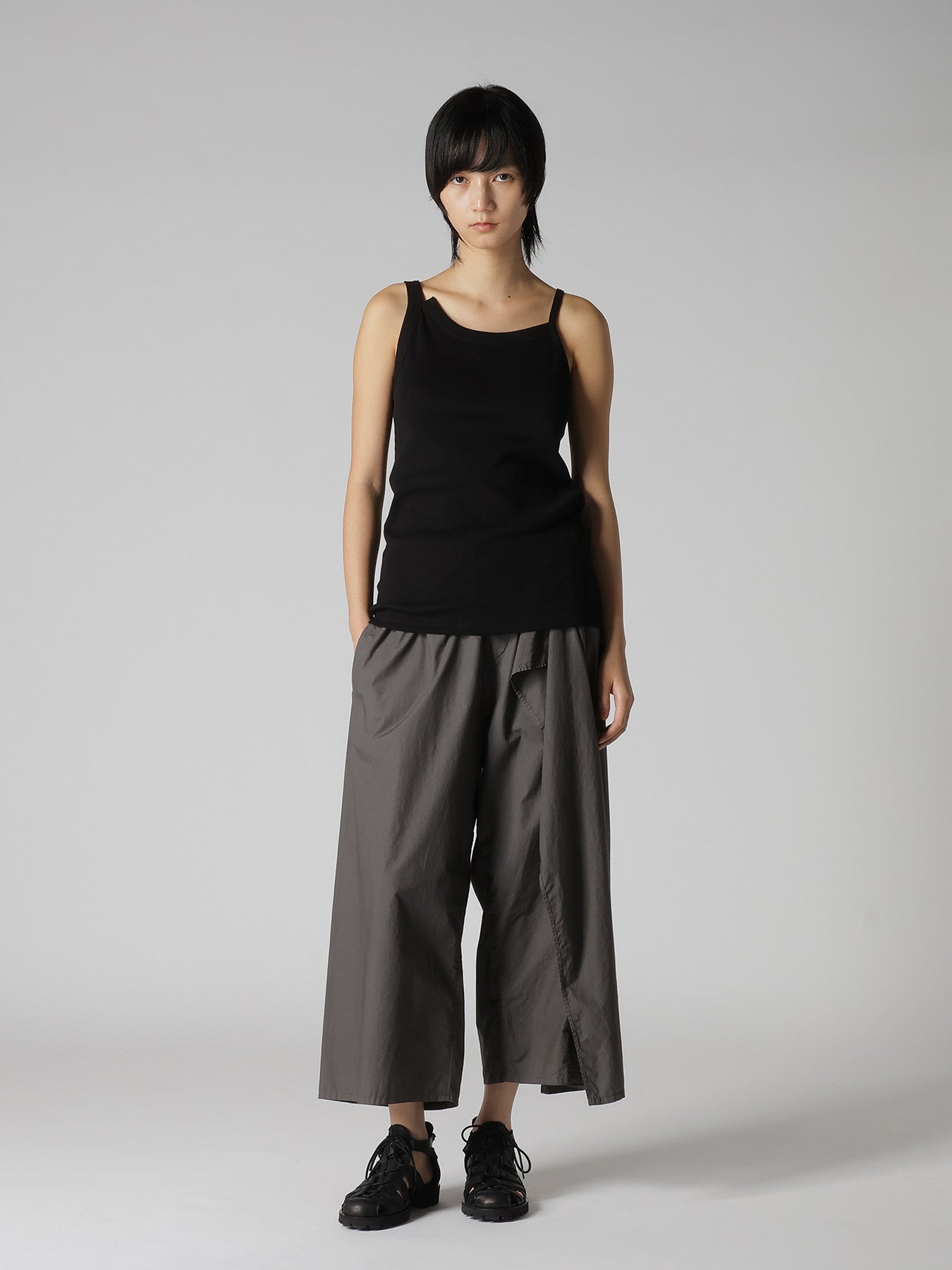 COTTON TYPEWRITER LEFT DRAPE PANTS