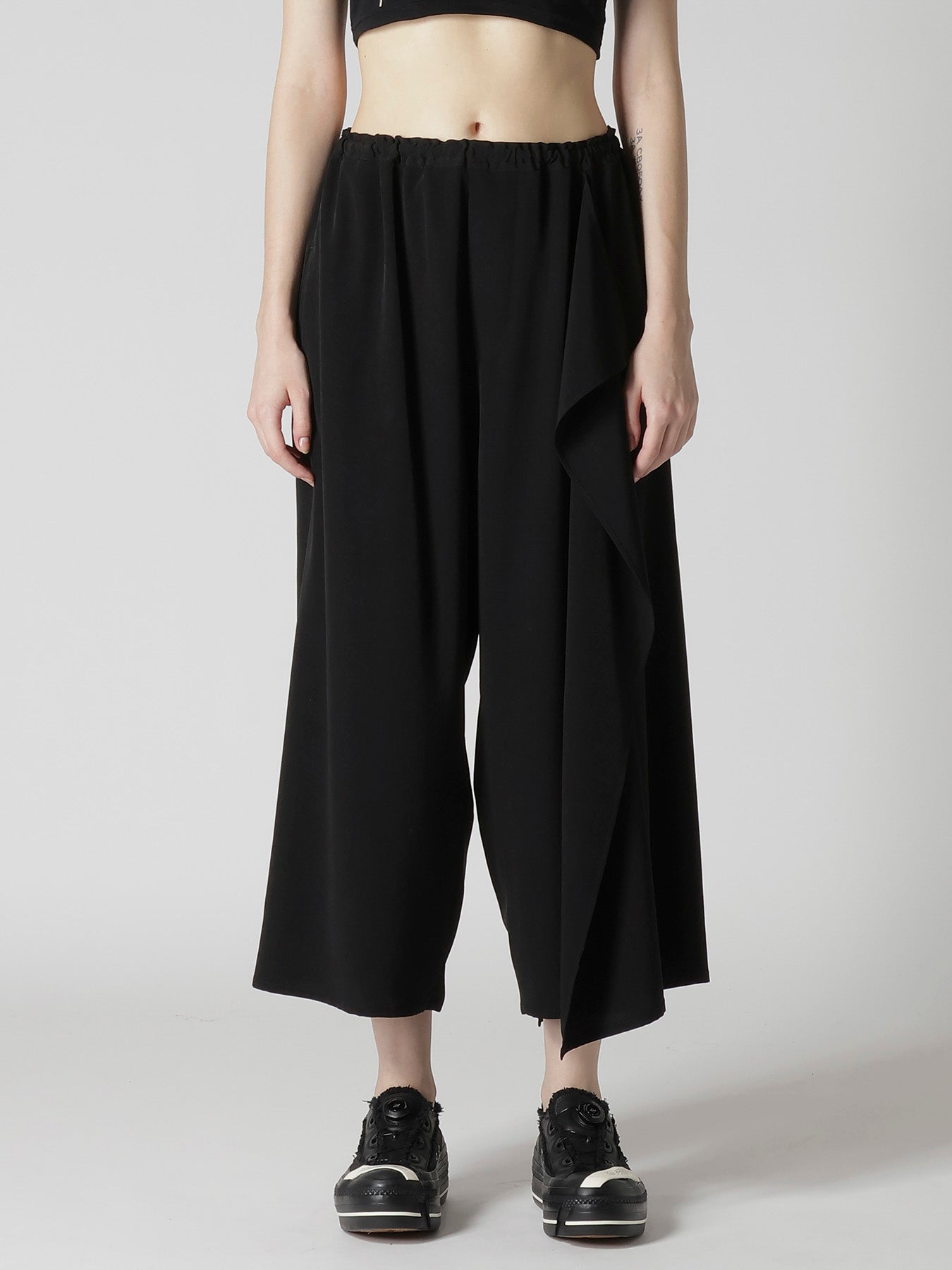 TA/PE CREPE DE CHINE LEFT DRAPE PANTS