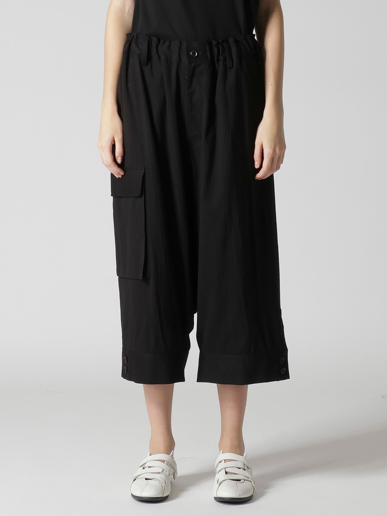 CROSS WEAVE GABARDINE HEM CUFFS SAROUEL PANTS