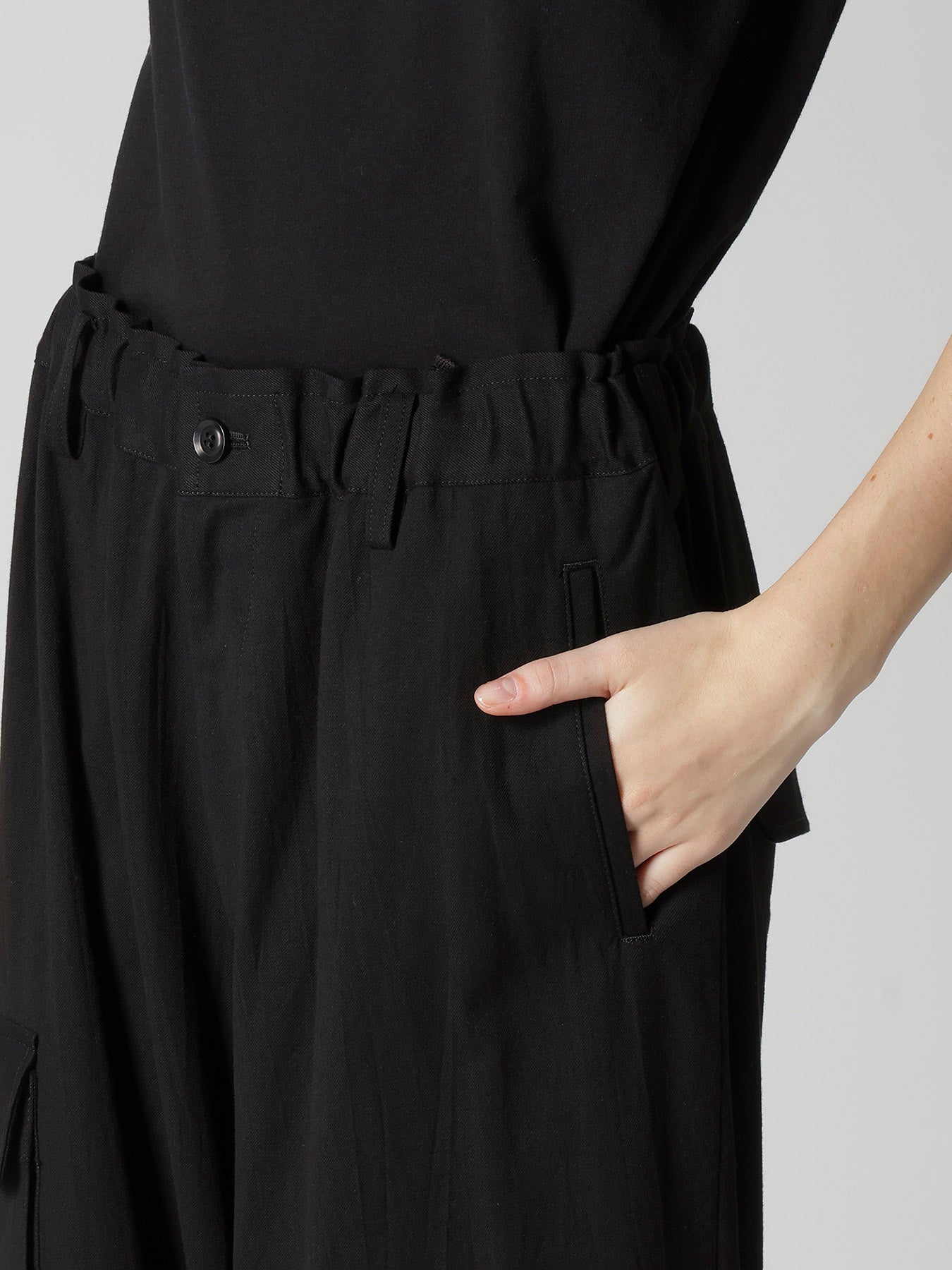 CROSS WEAVE GABARDINE HEM CUFFS SAROUEL PANTS