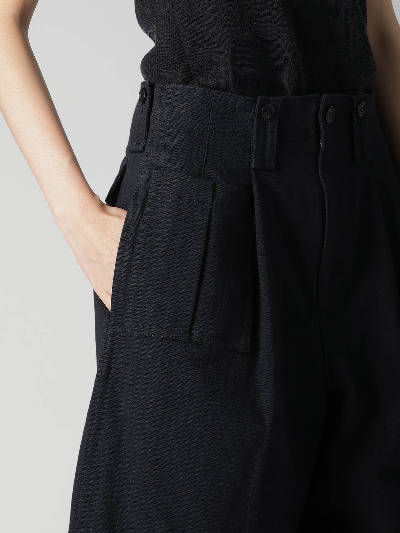 HARD TWISTED NIDOM BIO WASH CARGO SHORTS