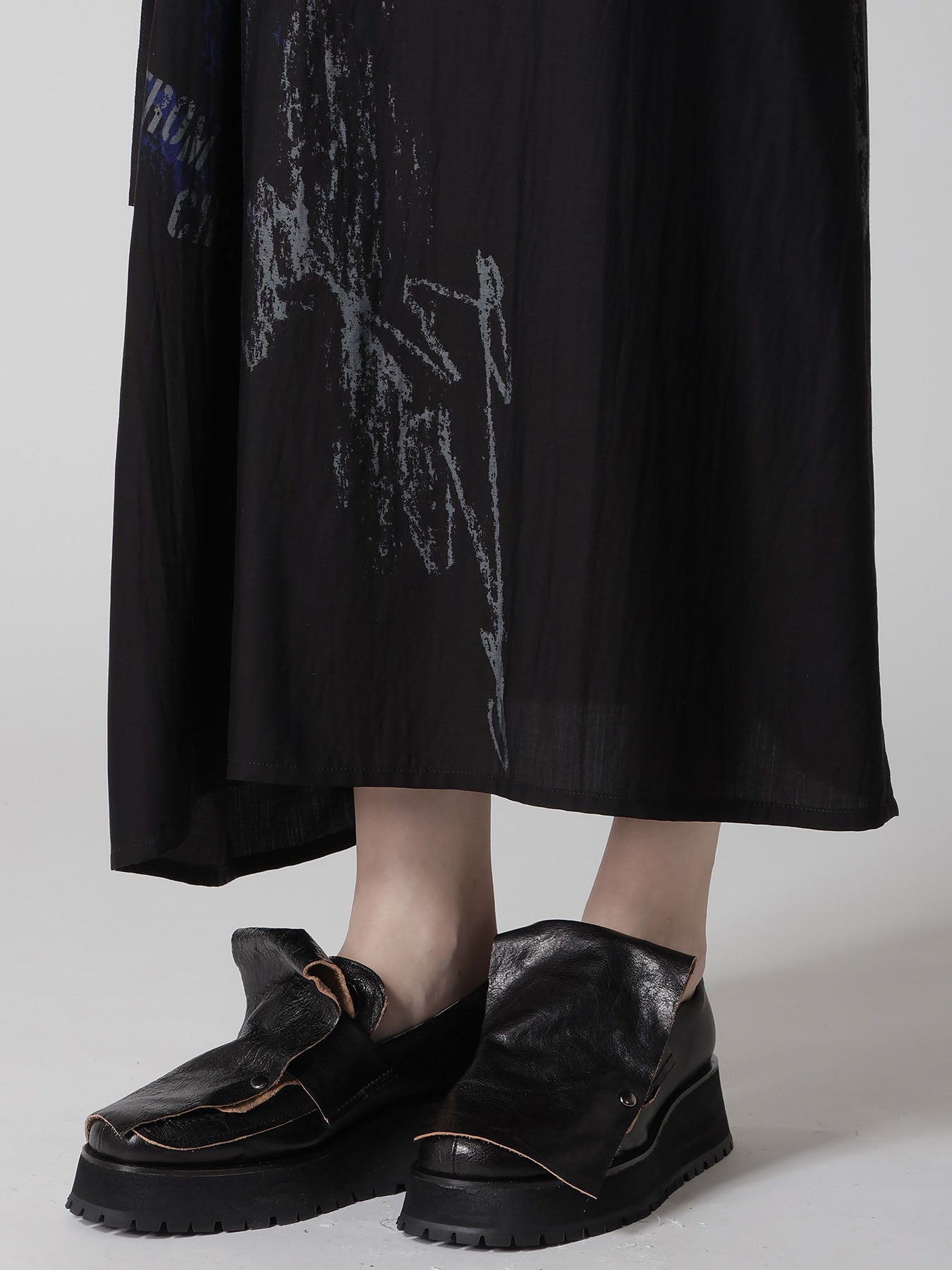 CUPRO/DUNGAREE TWILL GATHER SKIRT