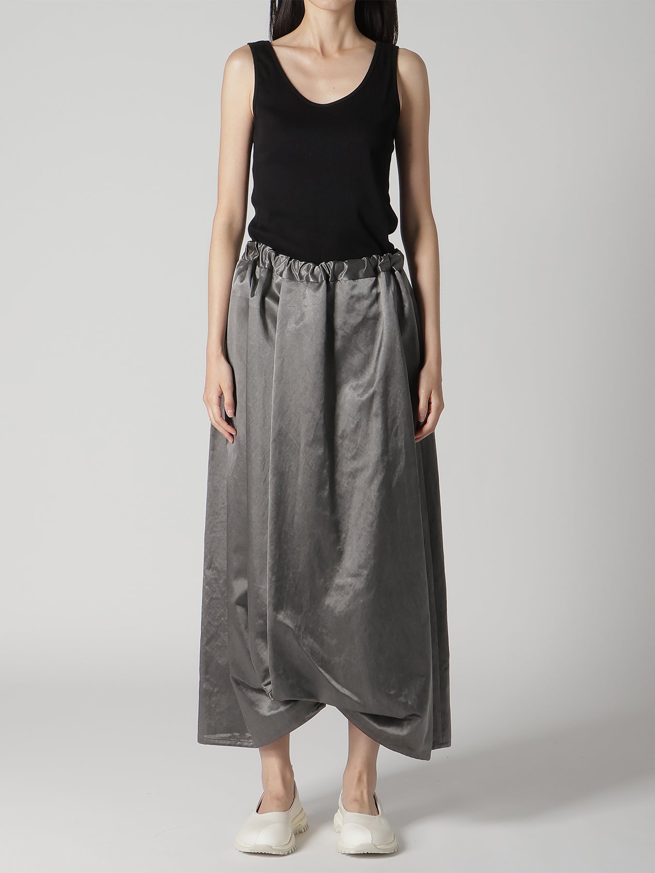 BLEACH SATIN TUCK SKIRT