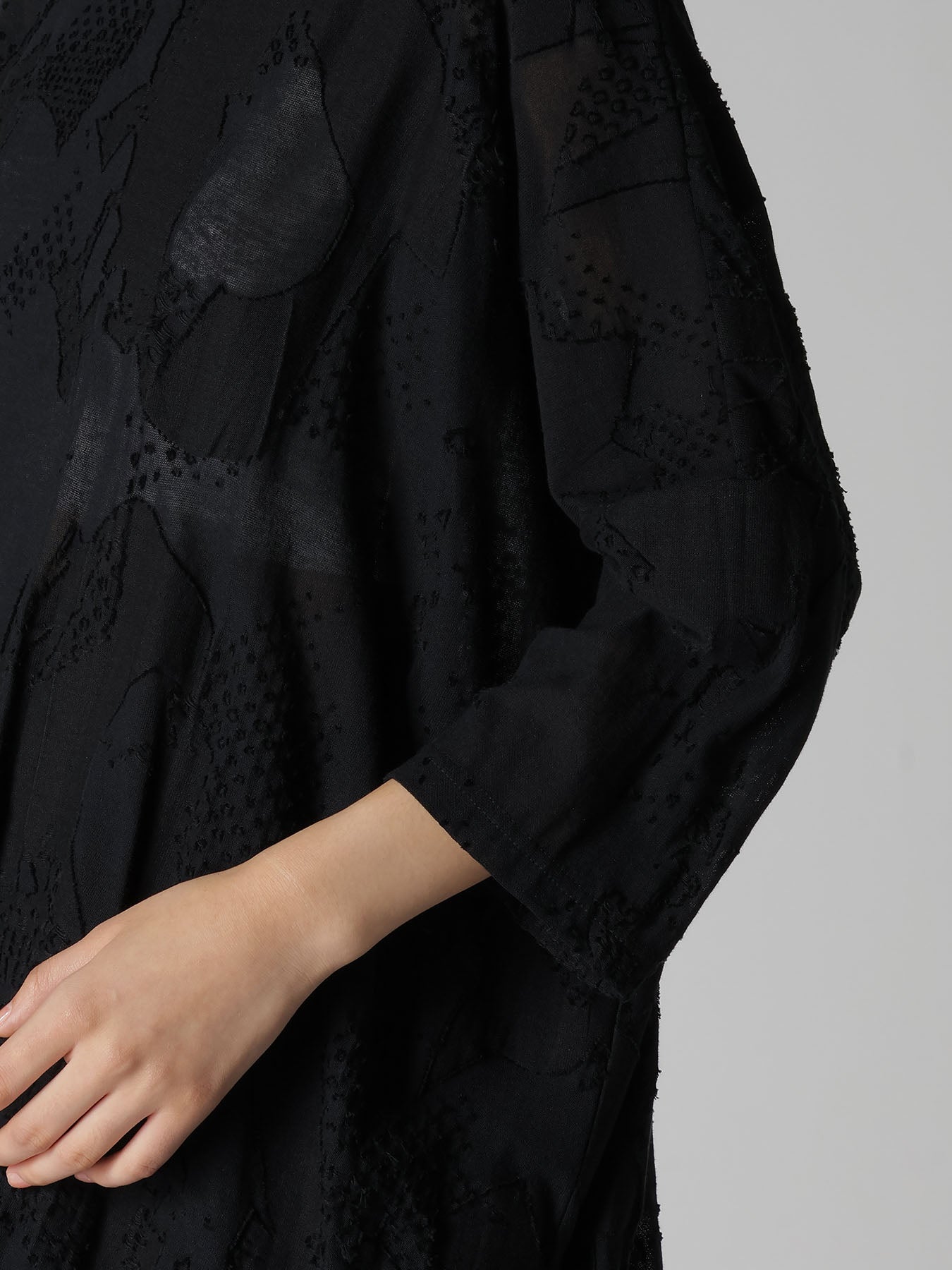 CRUSH JACQUARD ROUND NECK BIG TEE