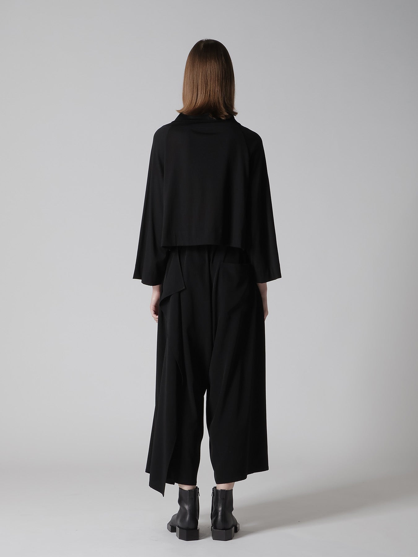 COTTON JERSEY ARRANGED 3-BUTTON JACKET
