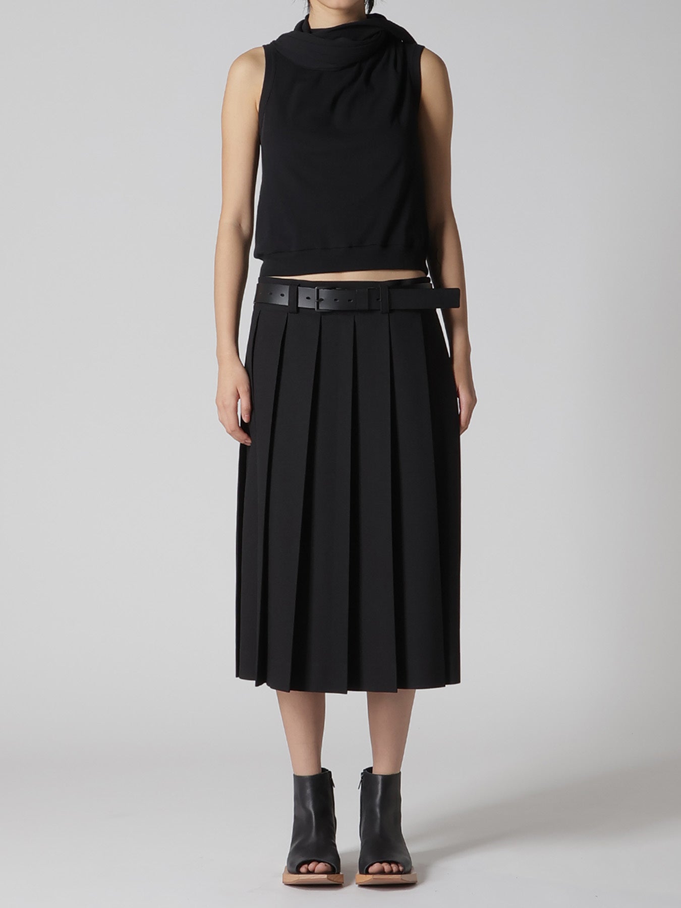 POLYESTER PLEATED SKIRT