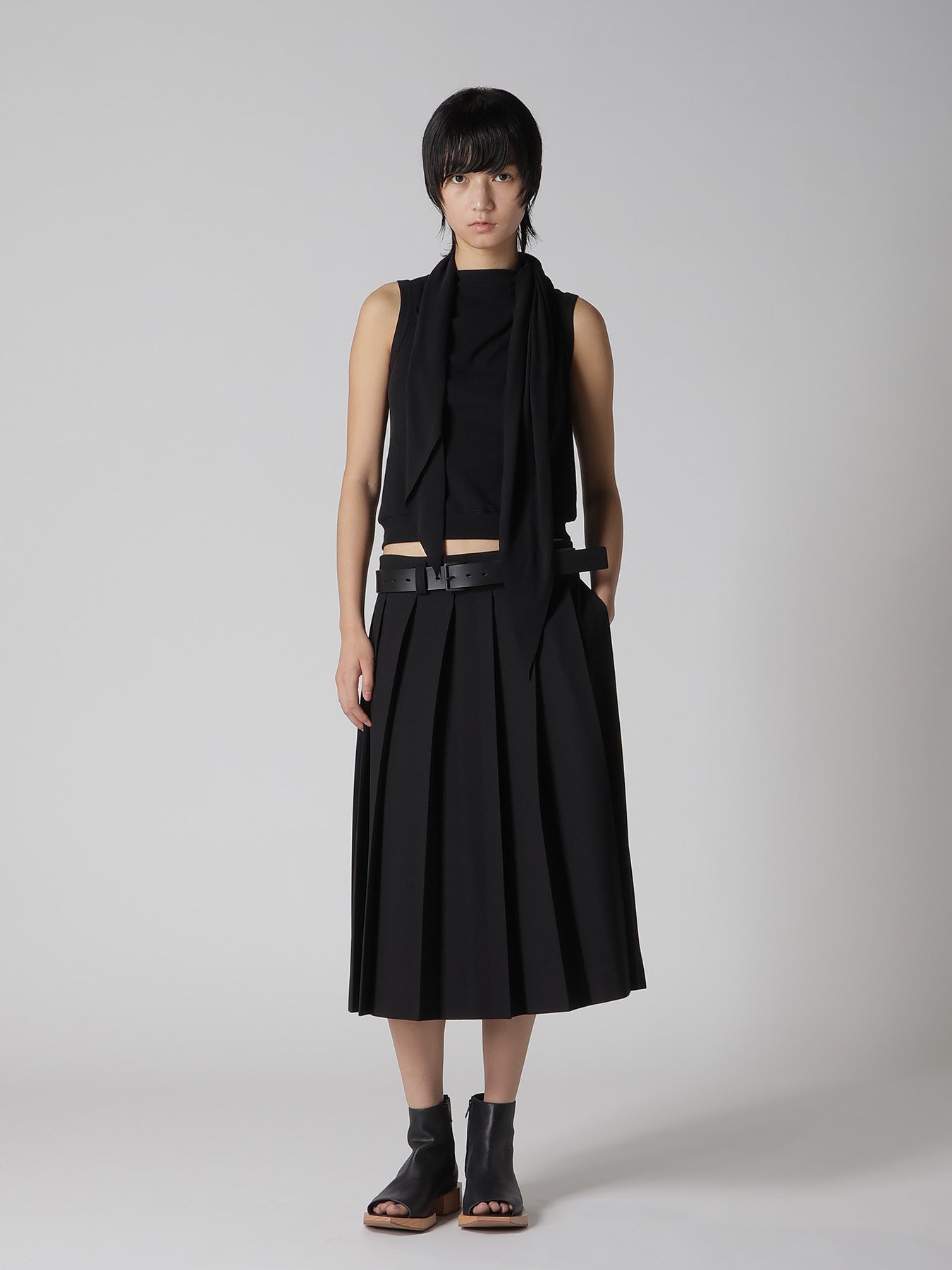 COTTON GAUZE FRAISE DRAPE TIE SLEEVELESS TEE – THE SHOP YOHJI YAMAMOTO