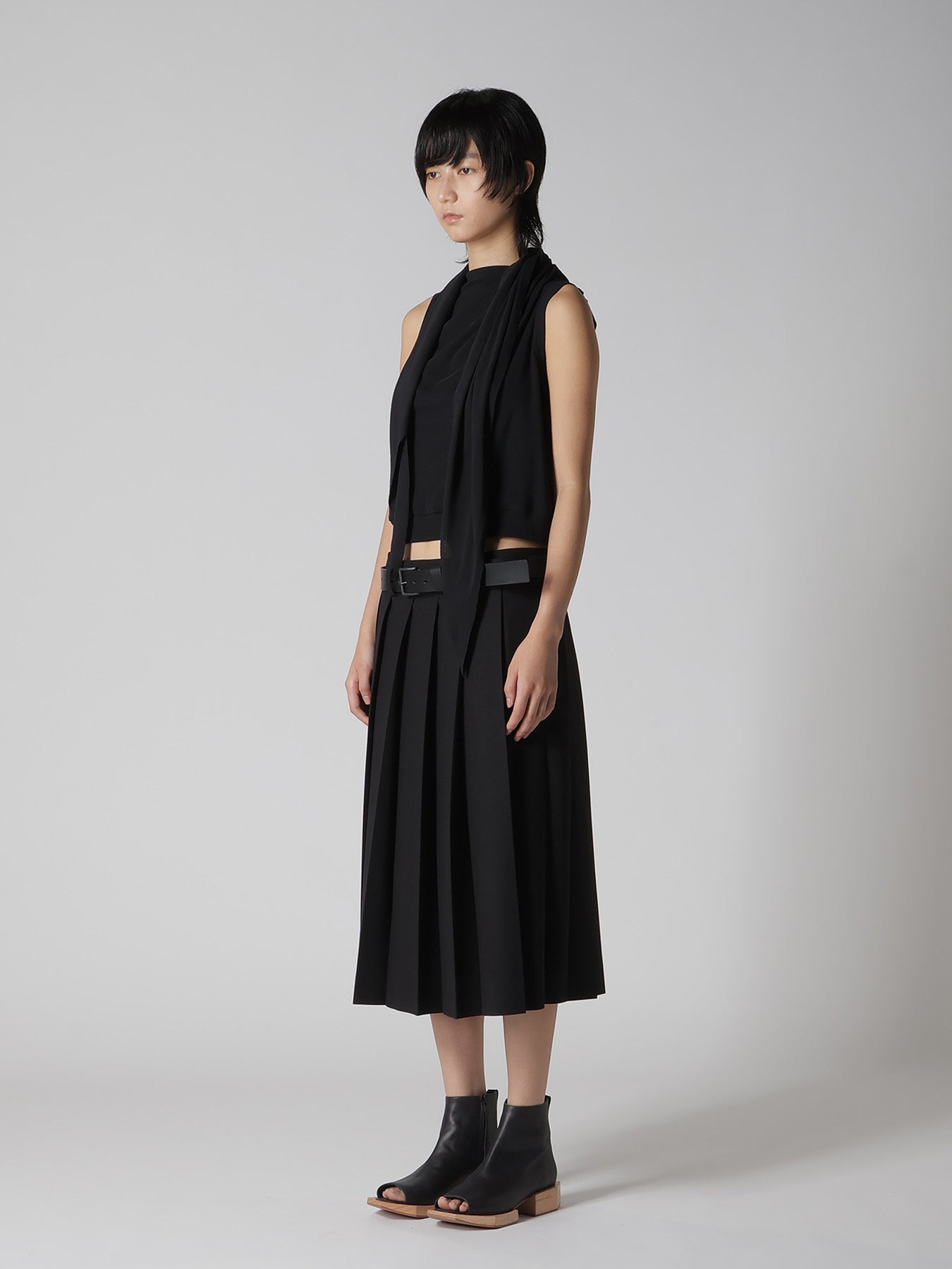 COTTON GAUZE FRAISE DRAPE TIE SLEEVELESS TEE