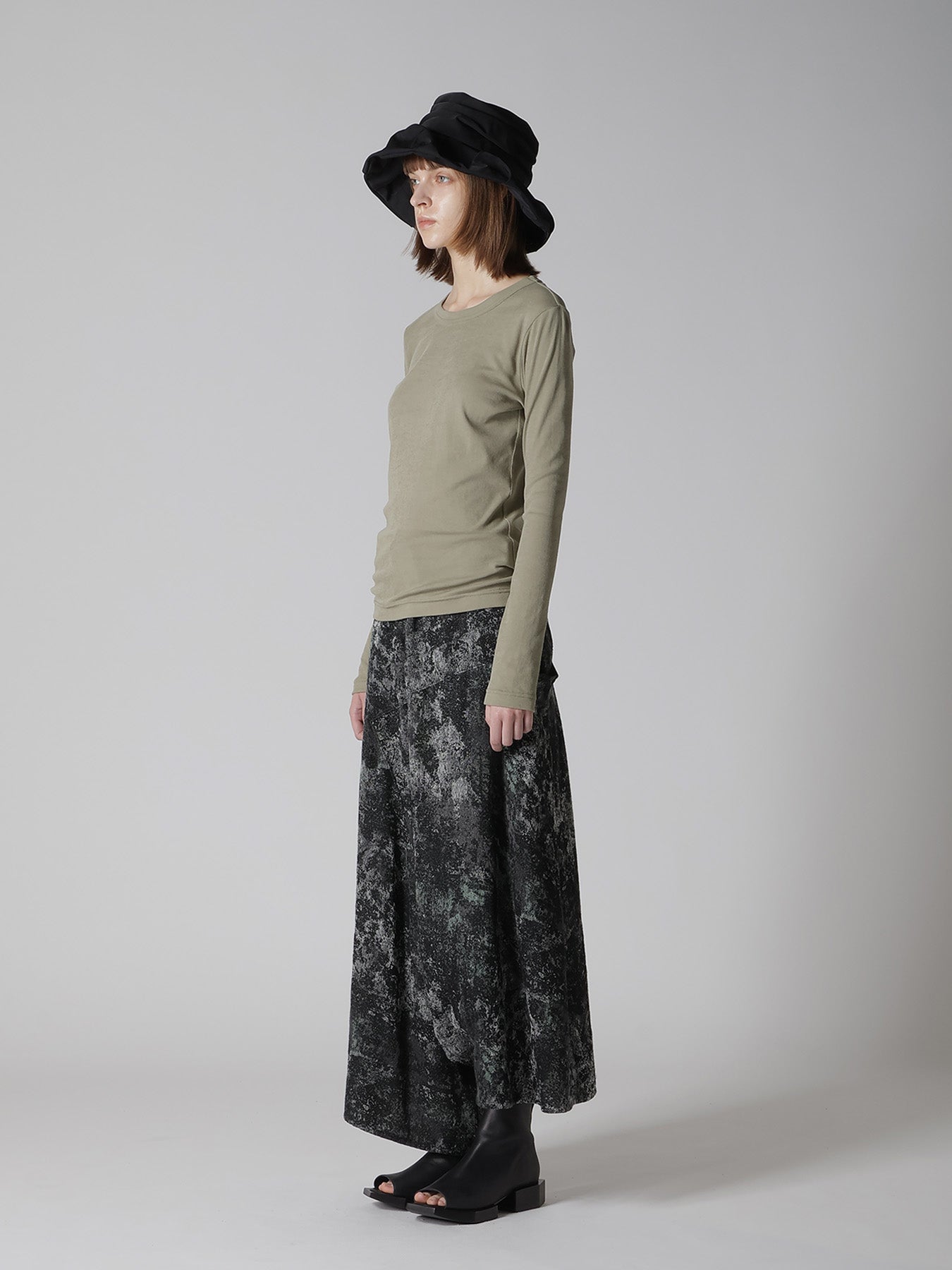 COTTON GAUZE FRAISE ROUND NECK LONG SLEEVE TEE