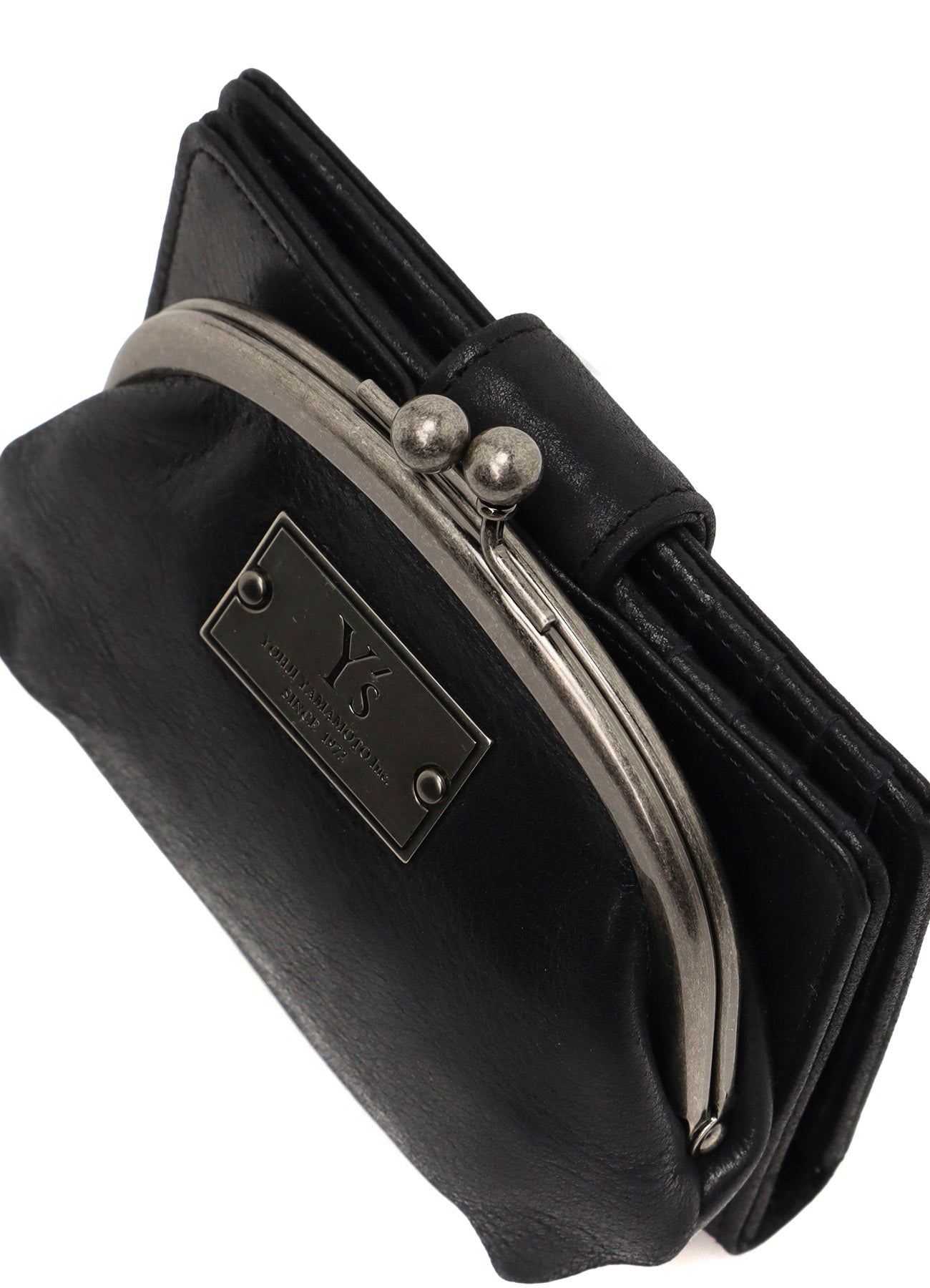 LEATHER CARD CASE W/ METAL CLASP