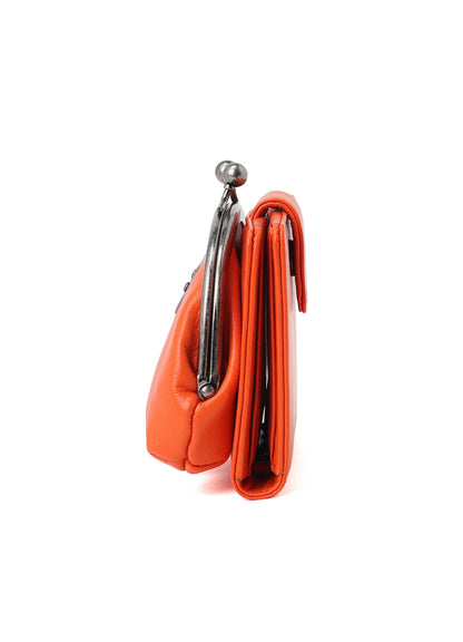 SEMI-GLOSSY LEATHER CARD CASE W/ METAL CLASP