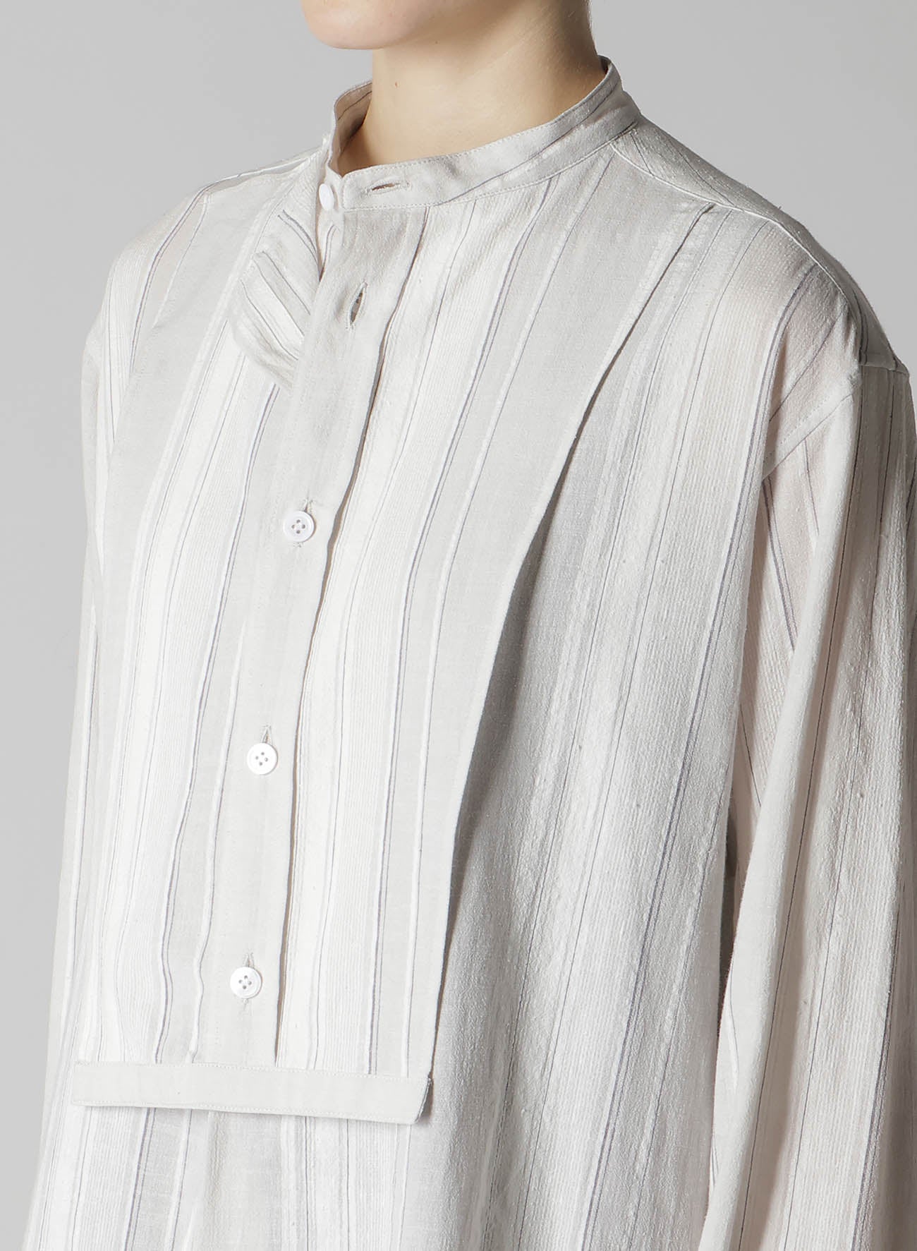 STRIPE SHRINK-FINISH FRONT CLOTH BLOUSE