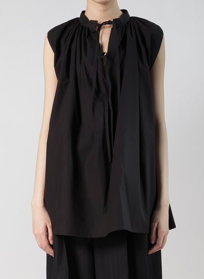 COMPACT TYPEWRITER SLEEVELES BLOUSE