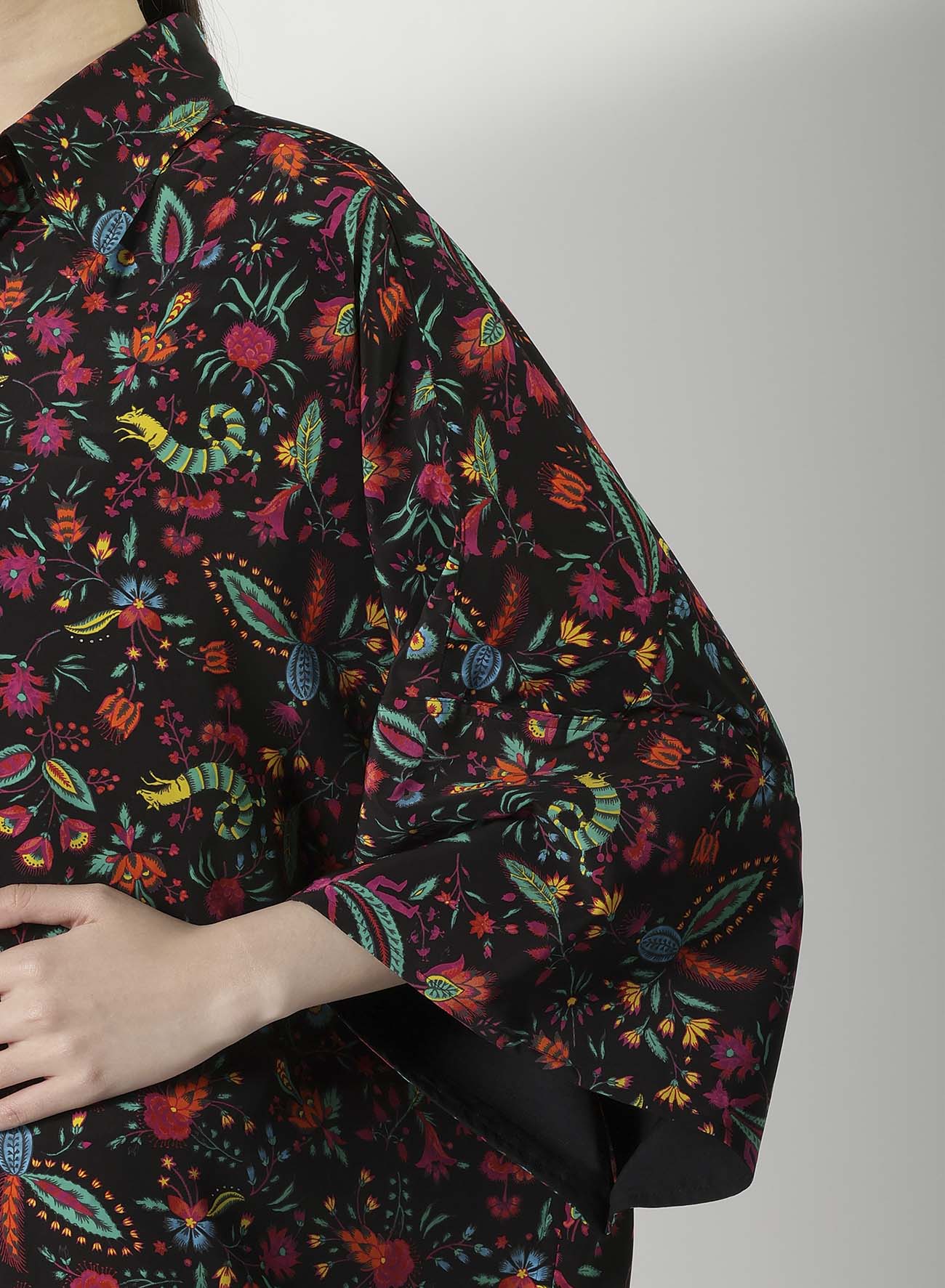 FLOWER PRINT BIG SHIRT