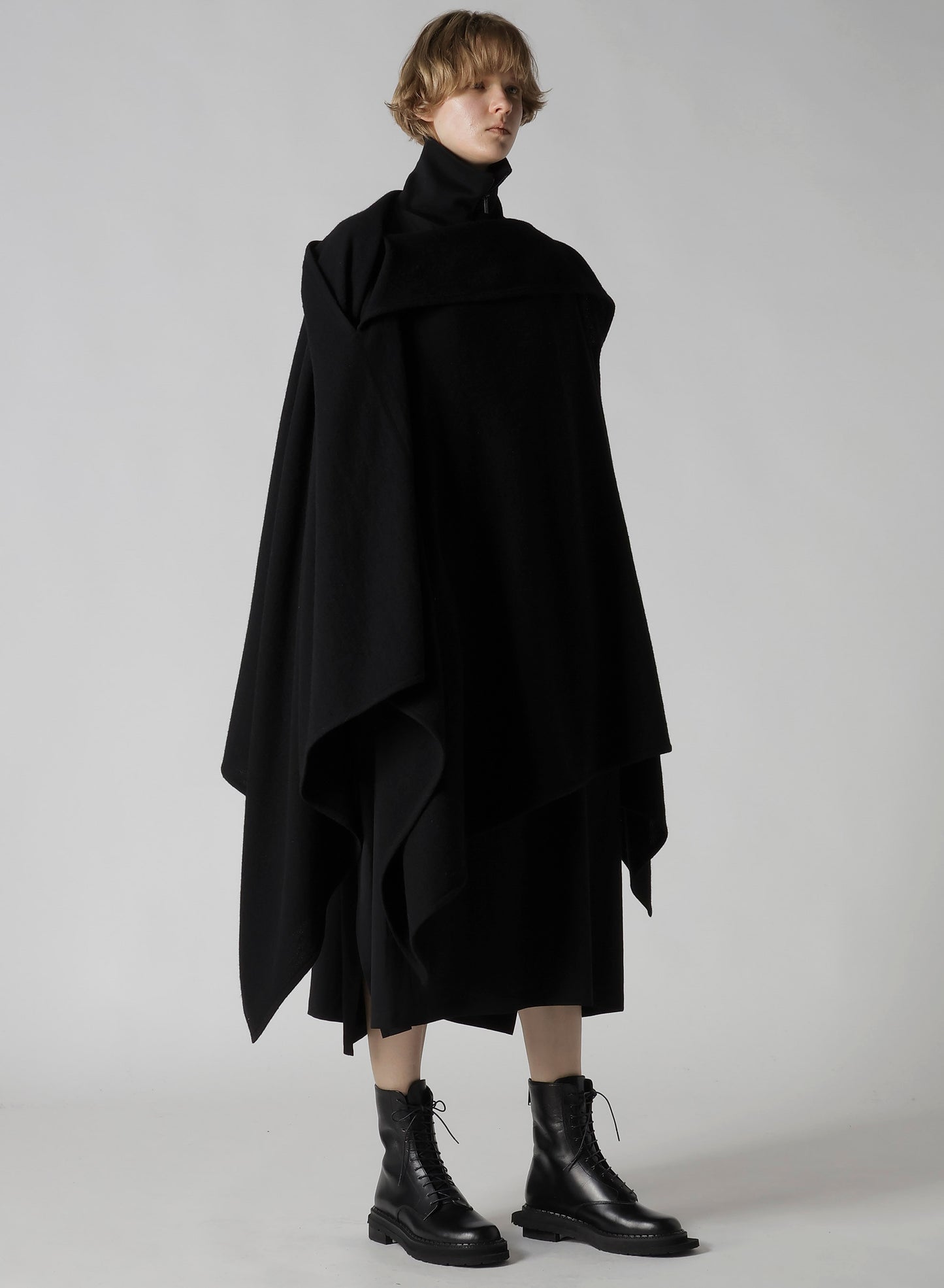 TOP VINTAGE FLANNEL ASYMMETRIC CAPE