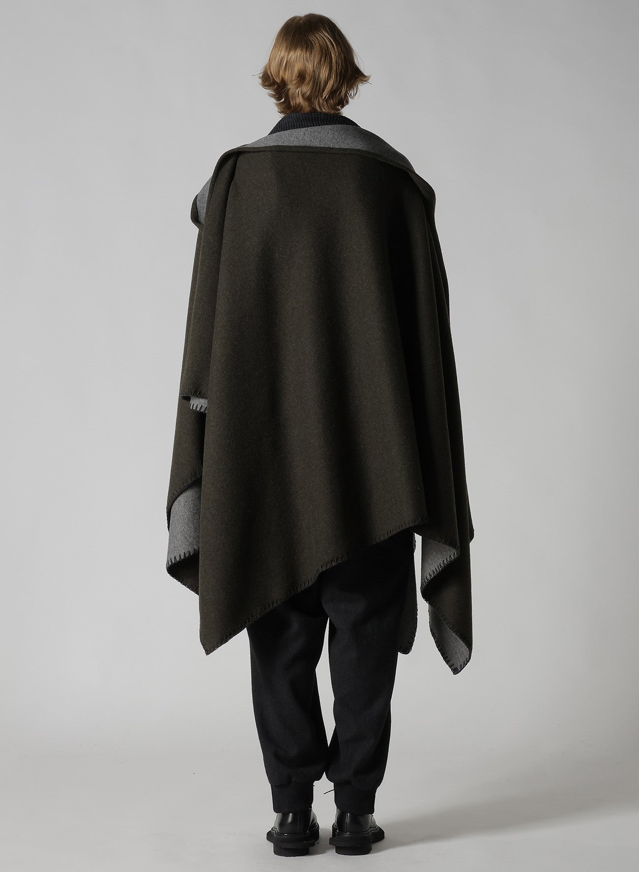 W/NY REVERSIBLE JERSEY ASYMMETERIC CAPE