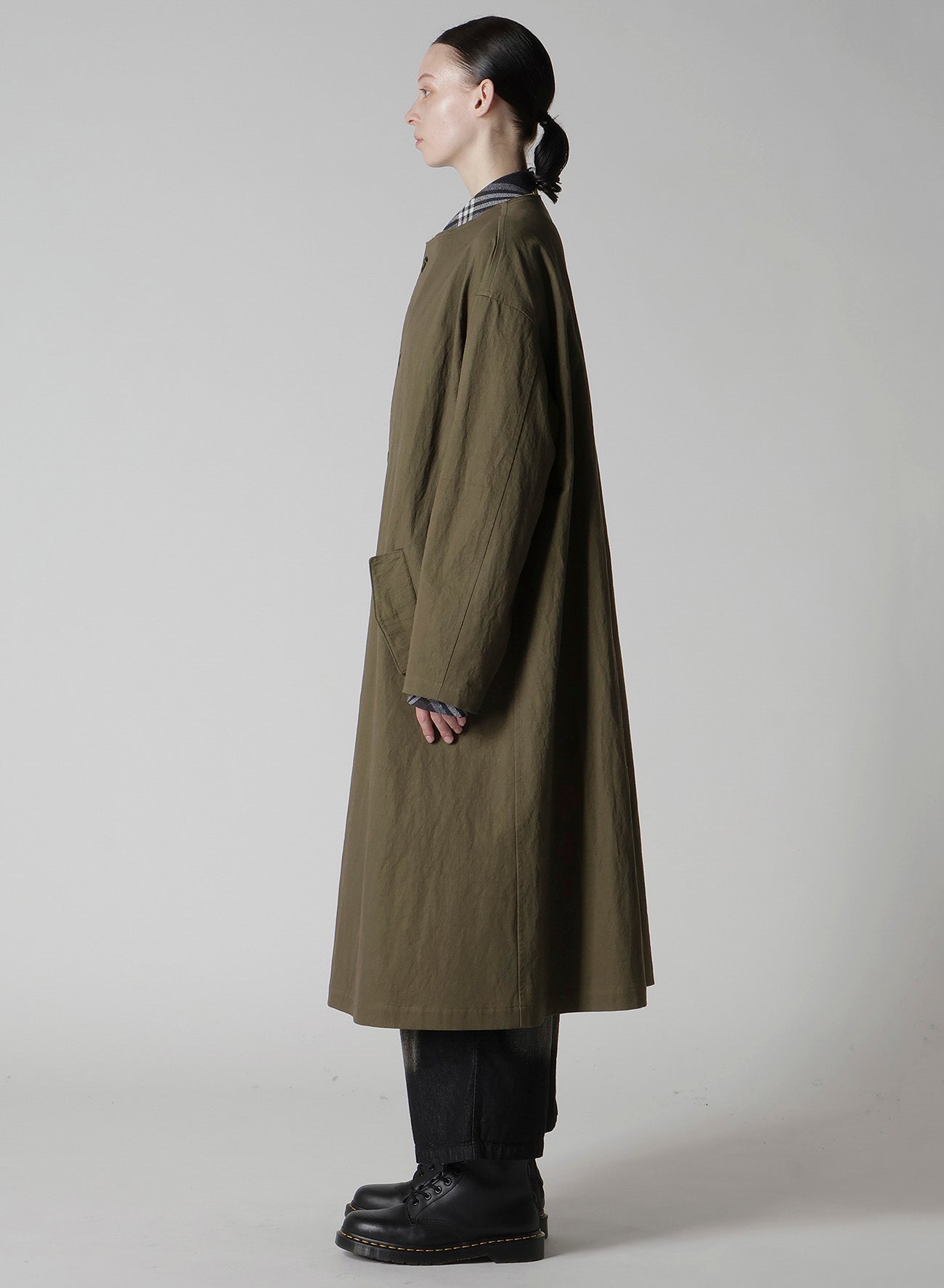 COTTON NYLON GABARDINE COLLARLESS COAT