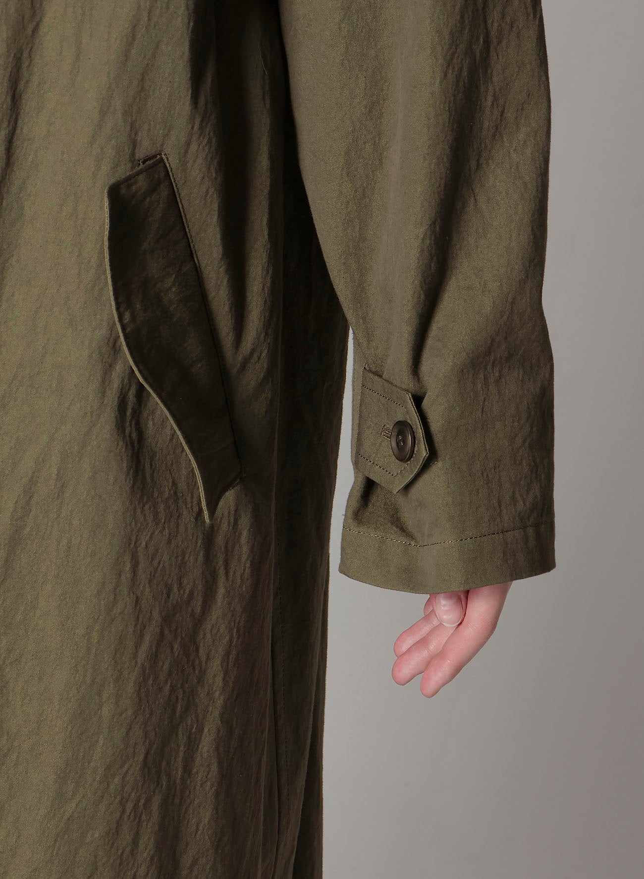 COTTON NYLON GABARDINE COLLARLESS COAT