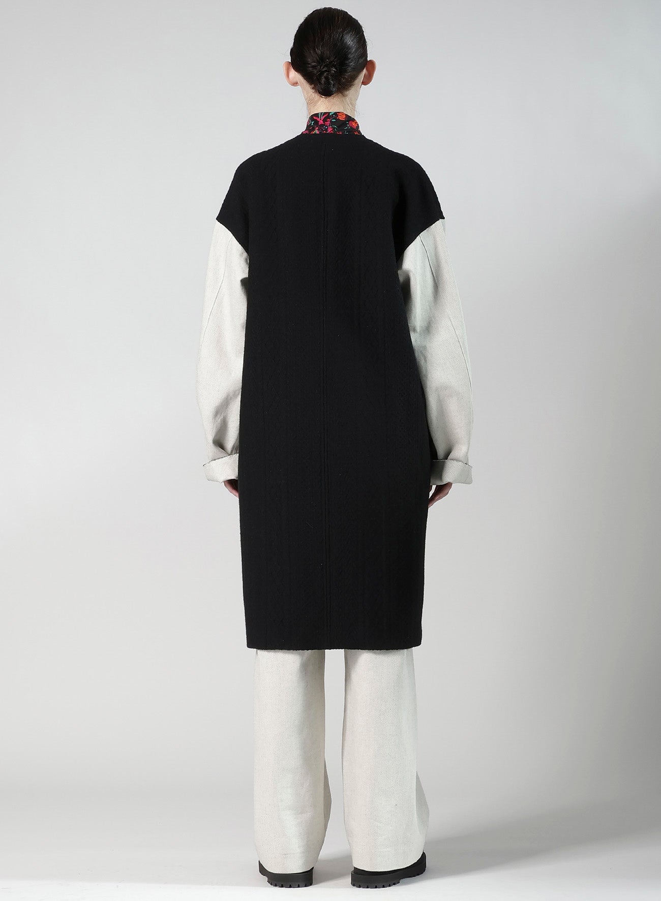 CABLE JQ KNIT COLLERLESS COAT