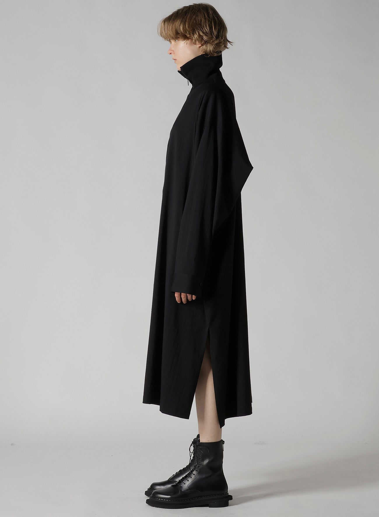 WOOL BREND TWILL STAND-UP COLLAR DRESS