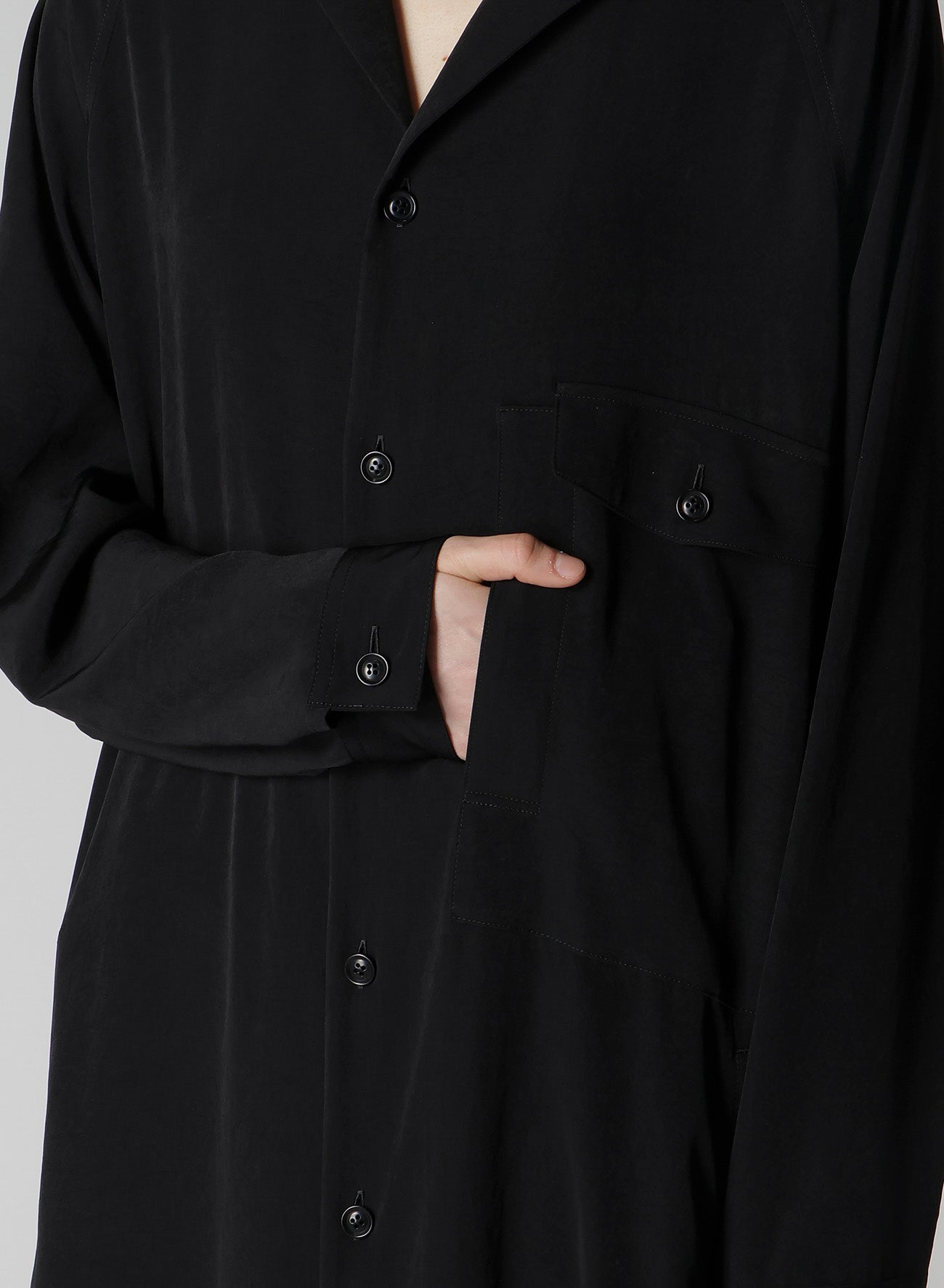 TA/PE CREPE DE CHINE OPEN COLLAR DRESS