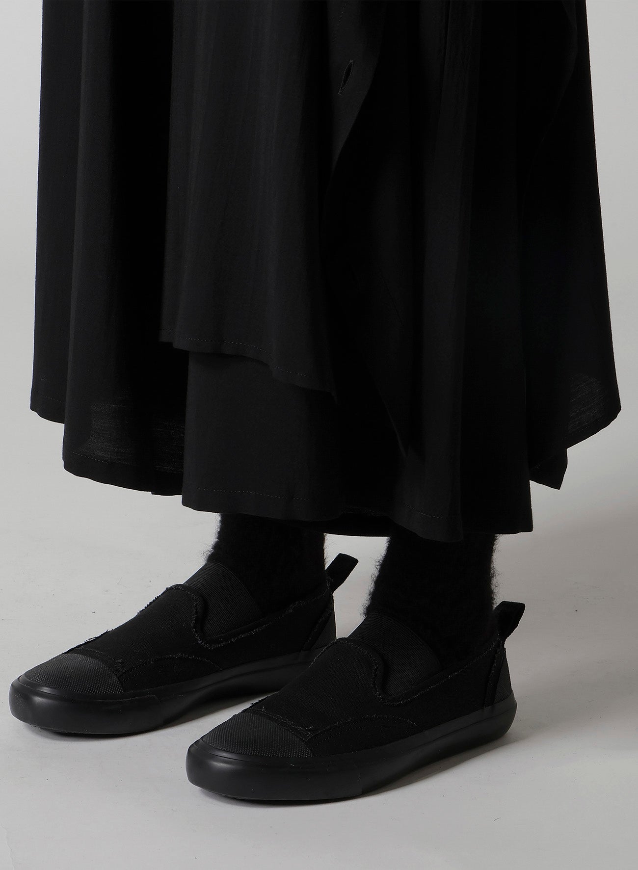 COTTON CANVAS SLIP ONS