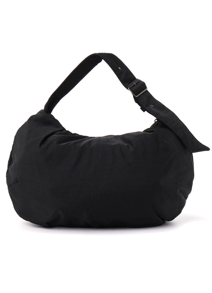 NYLON WASHER TWILL GYOZA-STYLE BAG