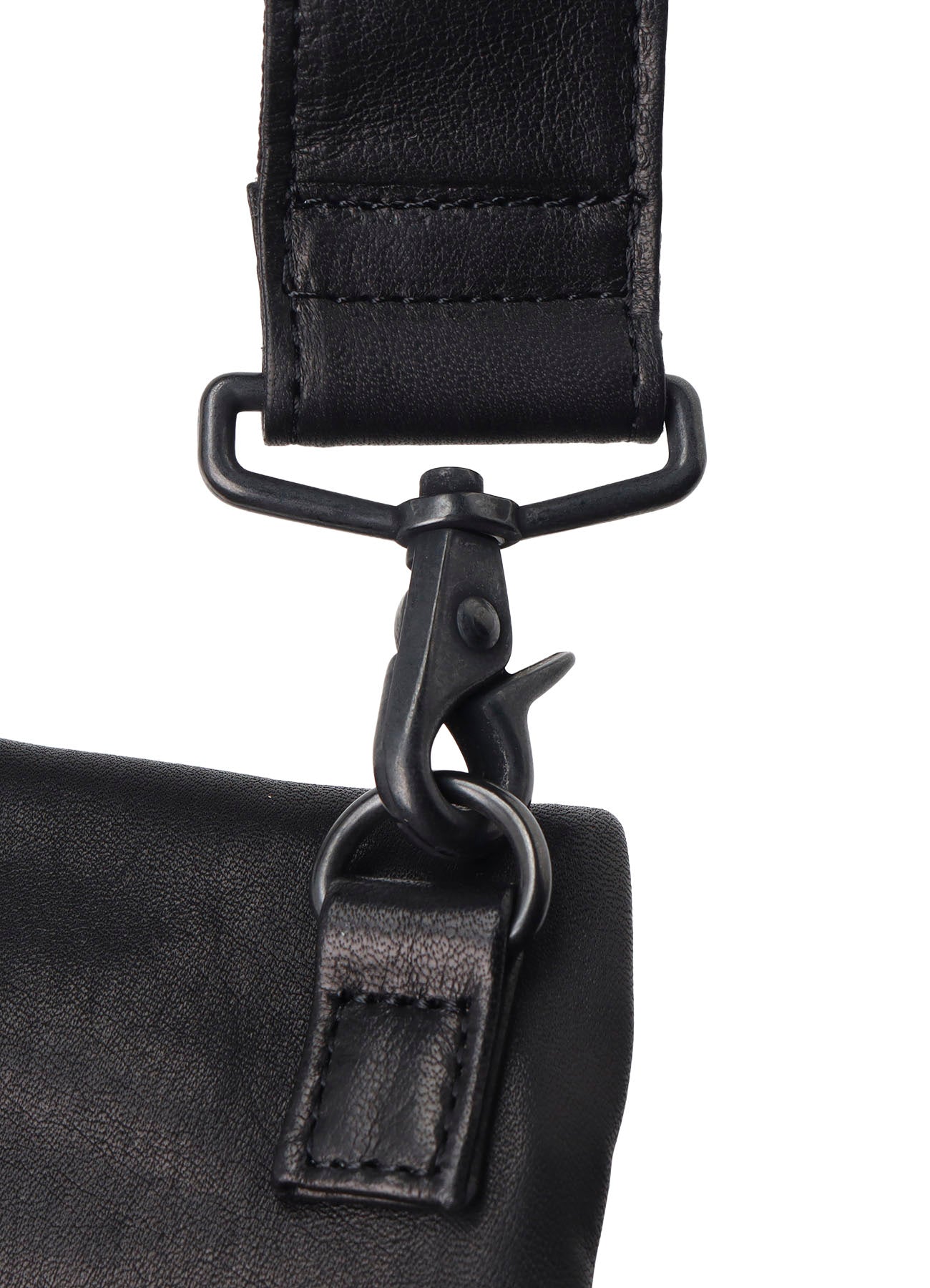 SOFT WATER-DYED LEATHER SACOCHE