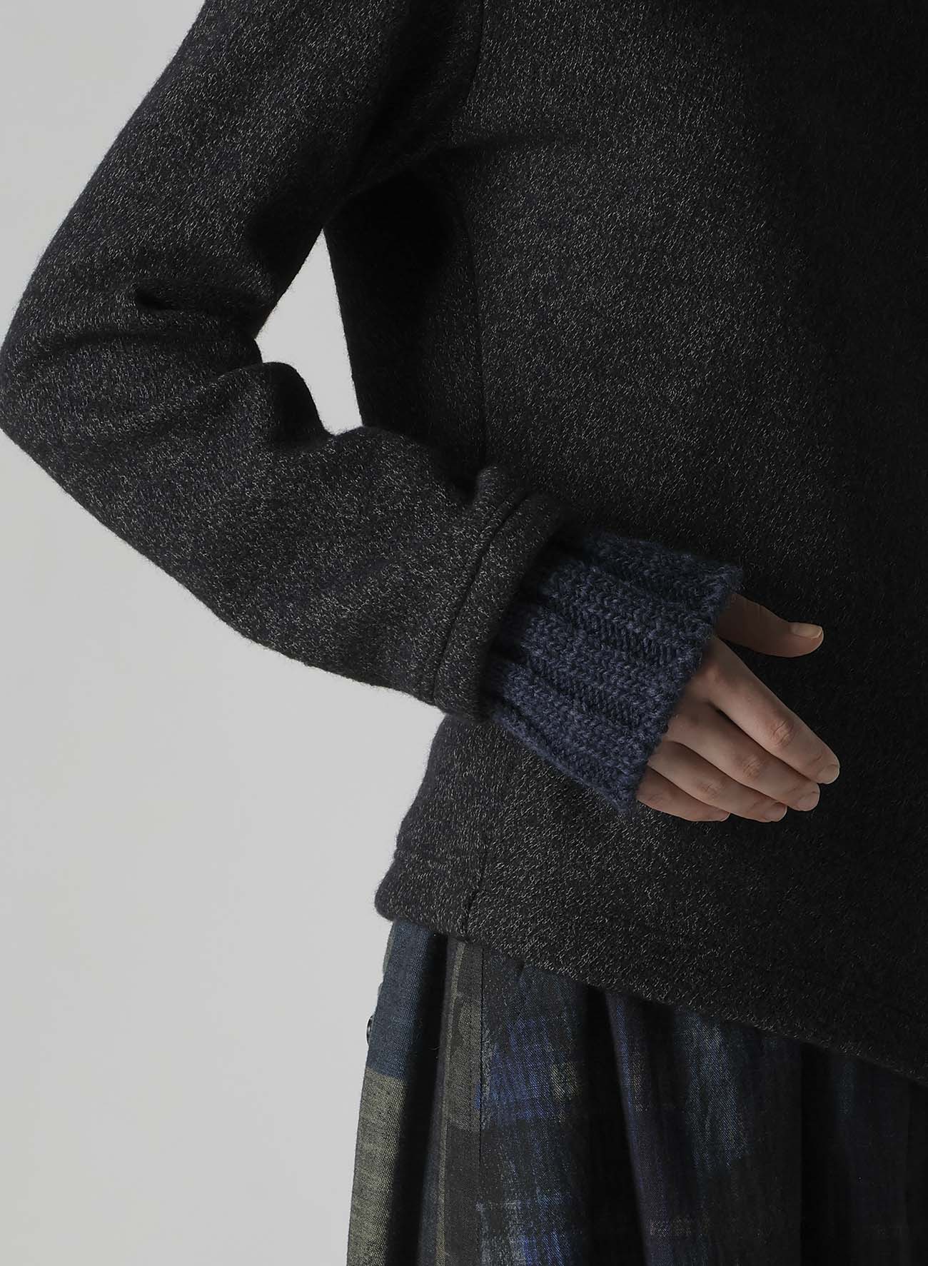 KNIT CONBINATION ASSYMETRIC PULLOVER