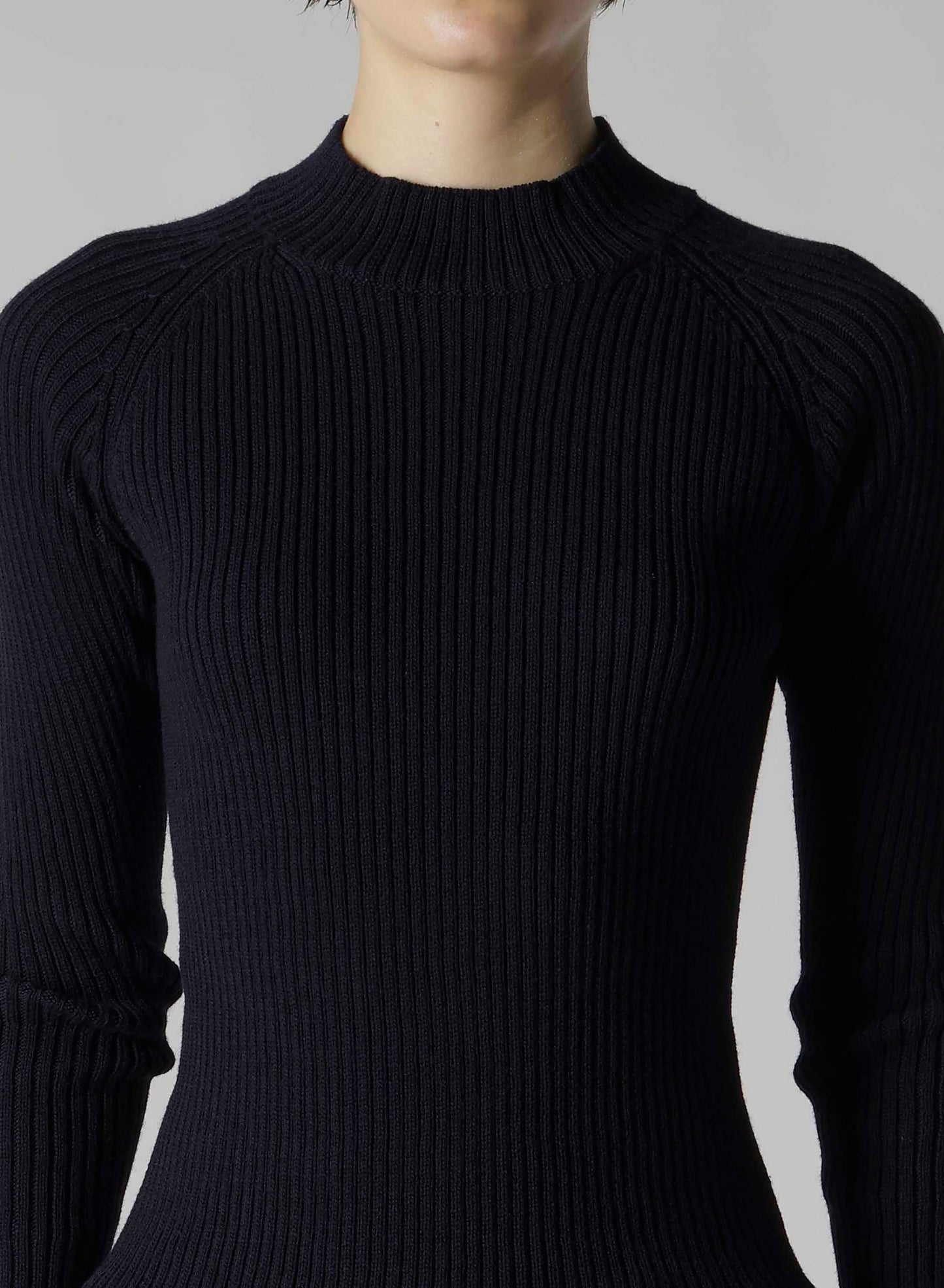 RIBBED MINI HIGH NECK PULLOVER