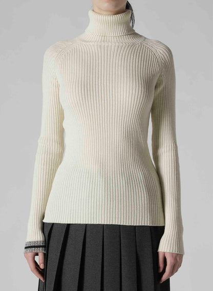 RIBBED HIGH NECK PULLOVER