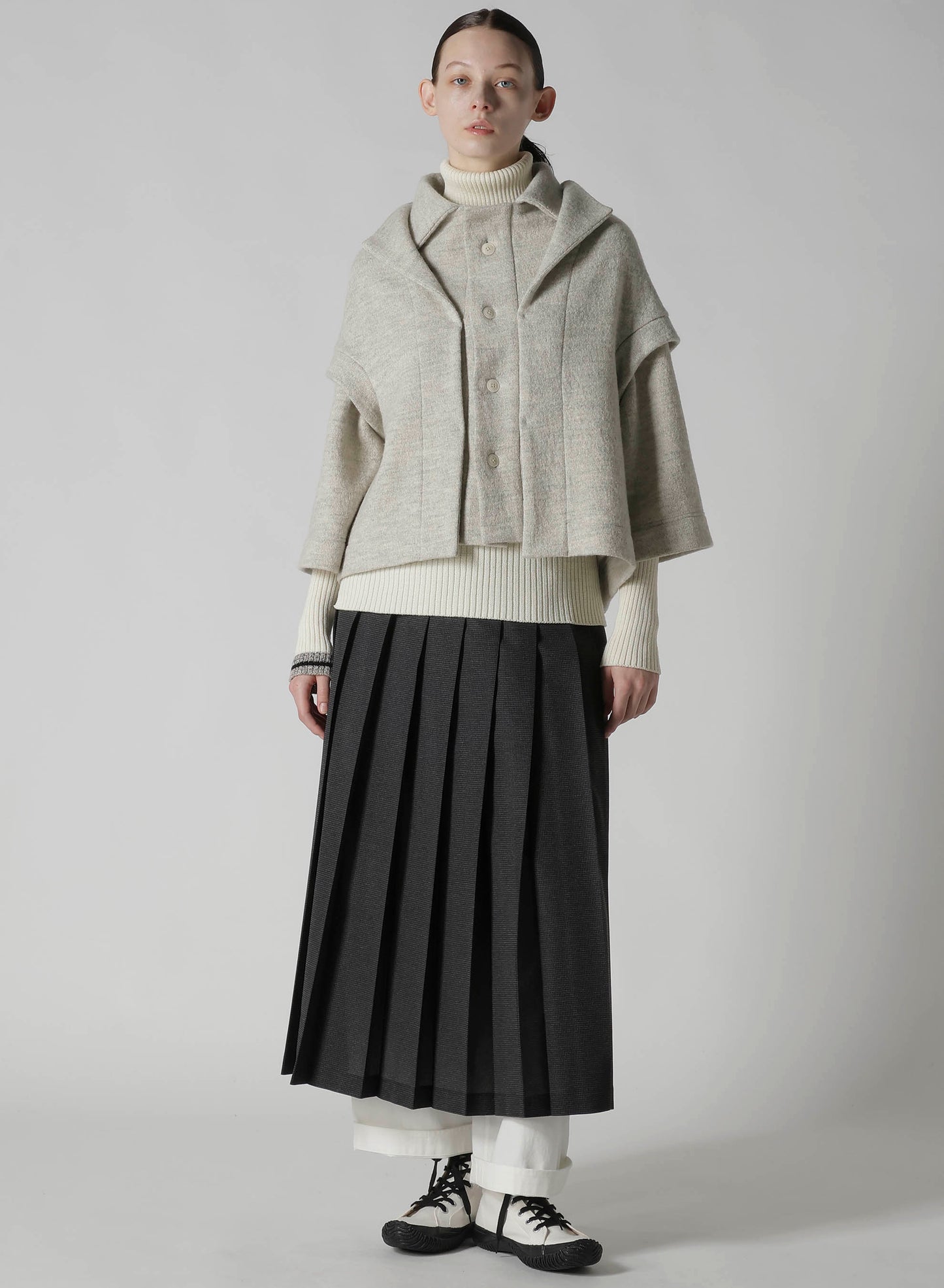 RIBBED HIGH NECK PULLOVER