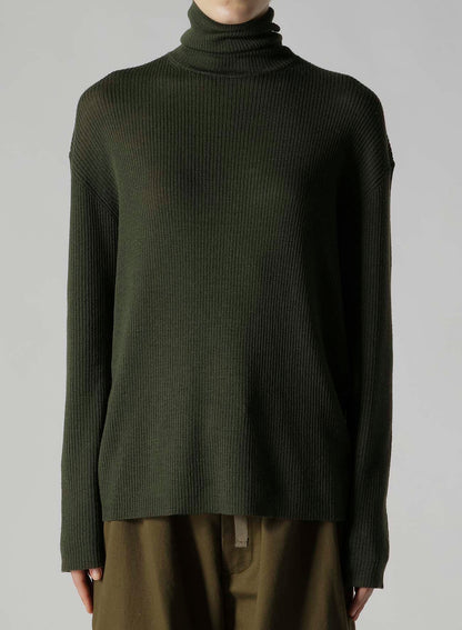RIB OVERSIZED HIGH NECK KNIT