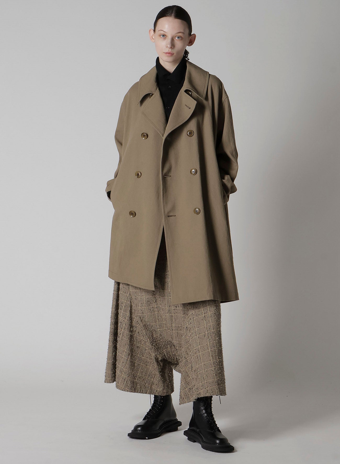 NEEDLE-PUNCHED ASYMMETRIC FLARE PANTS