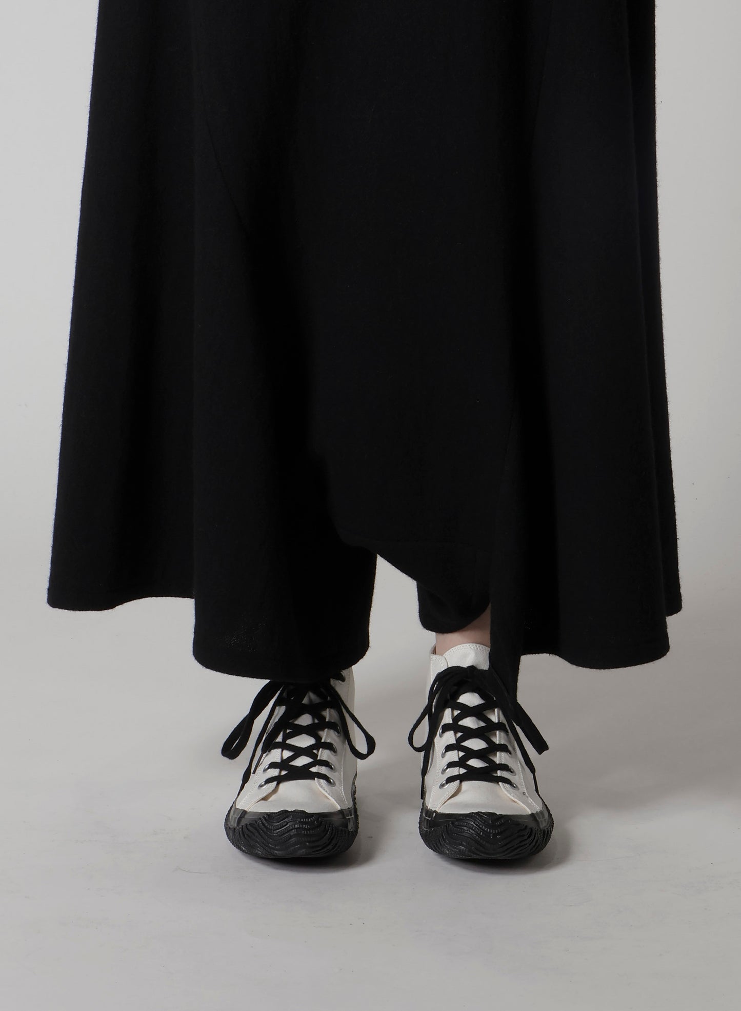 TOP VINTAGE FLANNEL ASYMMETRIC FLARE PANTS